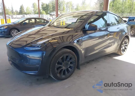 2024 Tesla Model Y Long Range Dual Motor All-Wheel Drive from USA, damaged, VIN 7SAYGAEE8RF088791